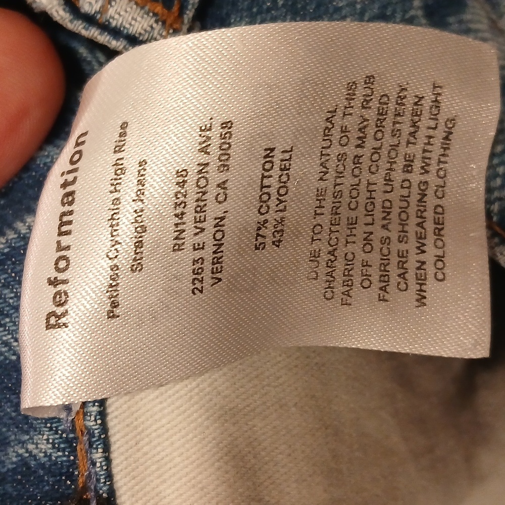 Reformation Jeans Cynthia High Rise Straight Jeans Petite Size 31P - Picture 6 of 7